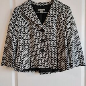 Ann Taylor Floral Blazer – Size 2 – Black & White